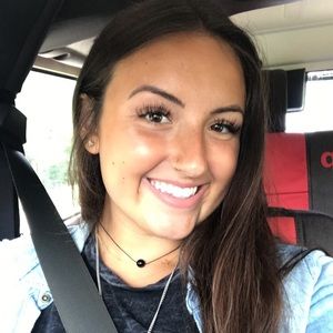 Meet your Posher, Savannah